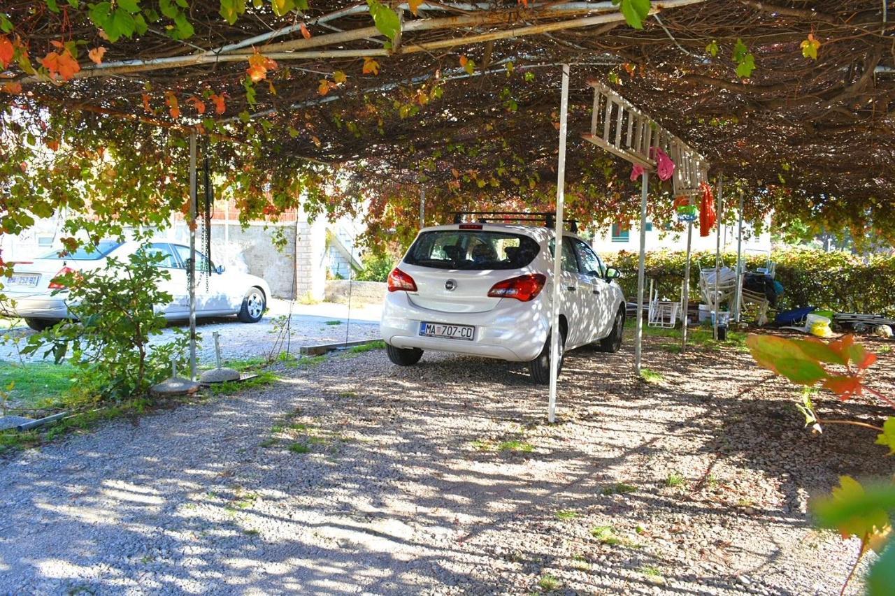 Apartmani Vela Makarska Exterior photo