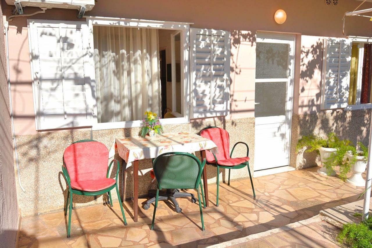 Apartmani Vela Makarska Exterior photo